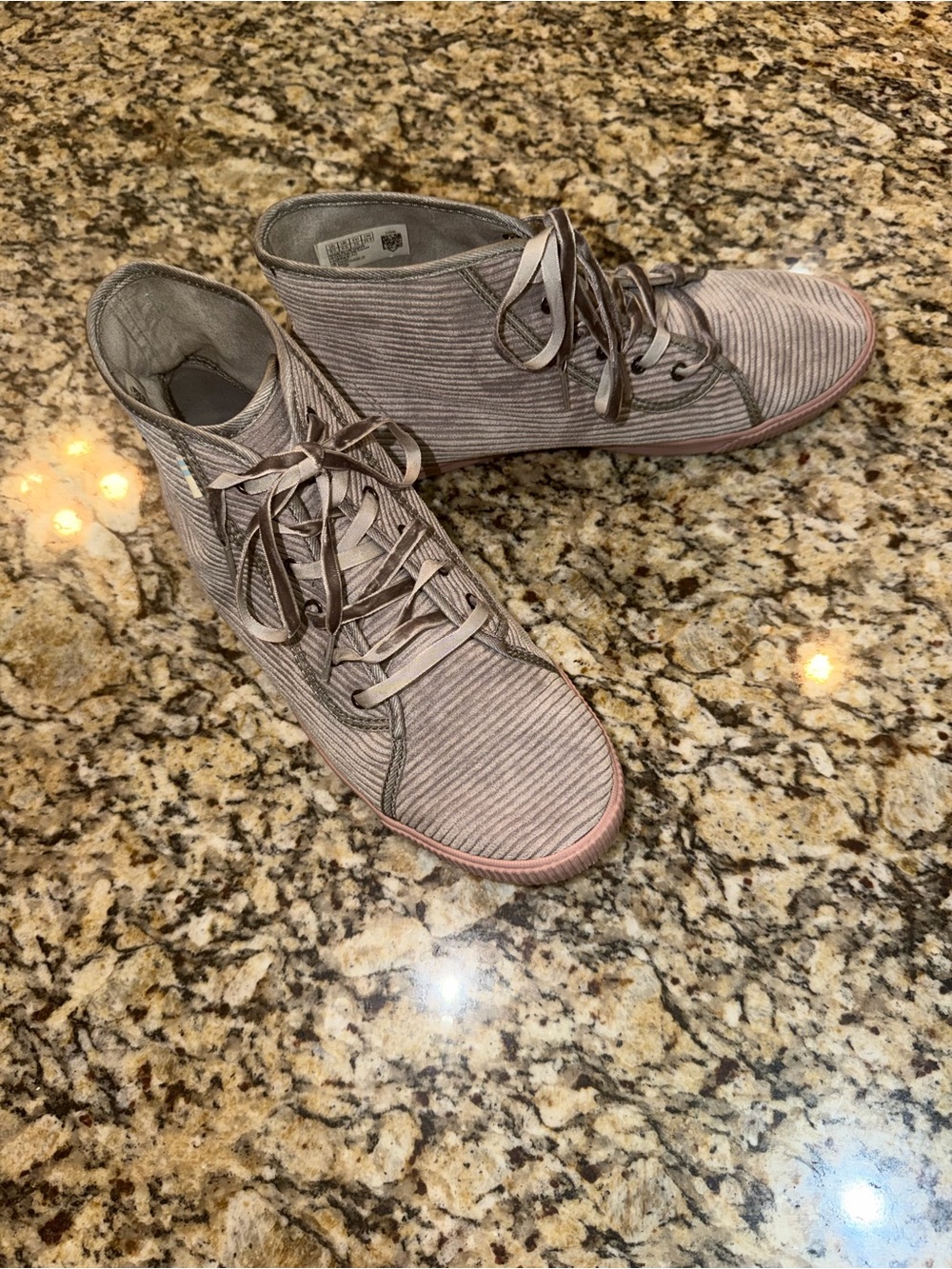 Tom’s high top sneaker shoe cottagecore velvet cabin core grunge shoe